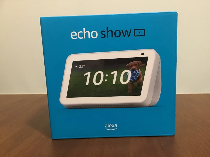Echo Show 5 の箱